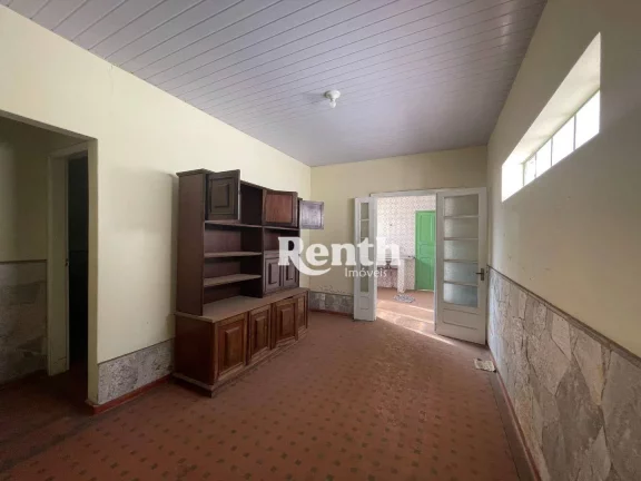 Imagem Casa com 2 dormitórios à venda, 138 m² por R$ 390.000,00 - Saúde - Rio Claro/SP