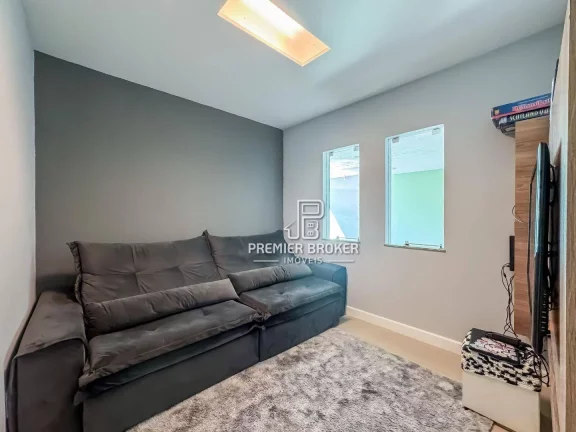 Imagem Casa com 3 dormitórios à venda, 192 m² por R$ 1.270.000,00 - Pimenteiras - Teresópolis/RJ