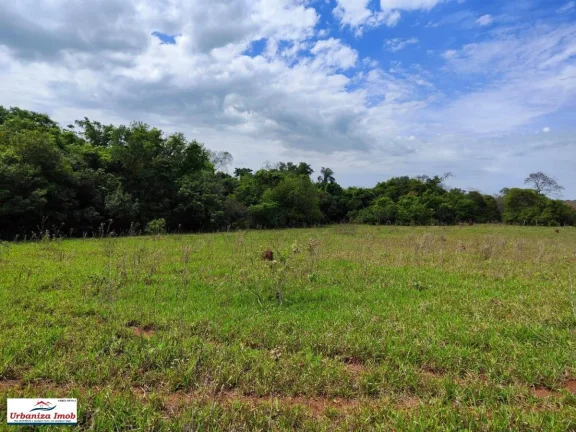Imagem Chácara à venda em Bandeirantes, 10 Hectares e casa com 2 quartos, 42,00m2