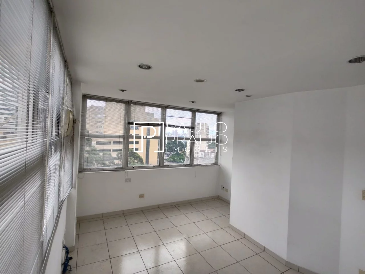Imagem Conjunto Comercial para Locação - Cerqueira Cesar próximo do HCOR e Hospital das Clínicas
