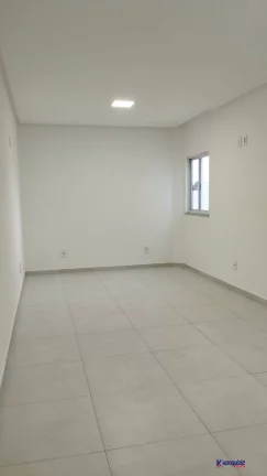 Imagem VENDO UMA EXECELENTE CASA NO CONDOMINIO