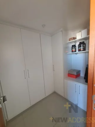 Imagem Apartamento 131 m²: 3 quartos, 2 vagas, varanda. Bairro tranquilo e área de lazer.
