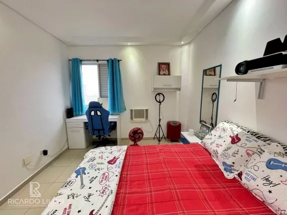 Imagem Cobertura Triplex de Luxo na Ponta da Praia, Santos: Viva o Sonho à Beira-Mar!