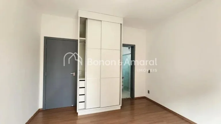Imagem Casa a venda com 3 quartos no condomínio Jacarandás em Betel, Paulínia.

Sobrado amplo com living...