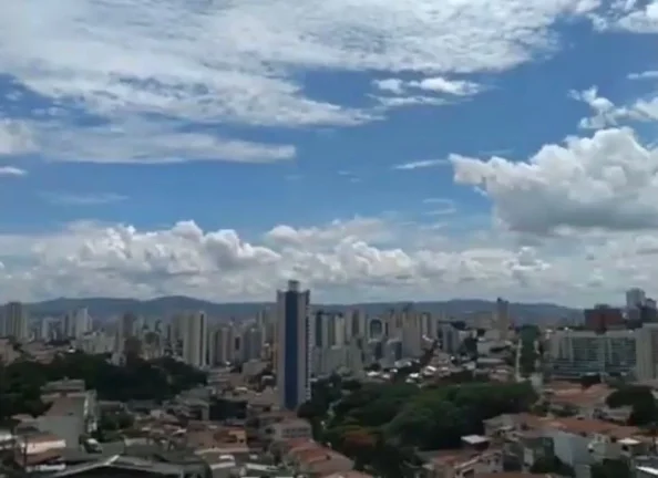 Imagem Excelente apartamento, bem ventilado, 1 dormitório com piso laminado, living para 2 ambientes, banh...