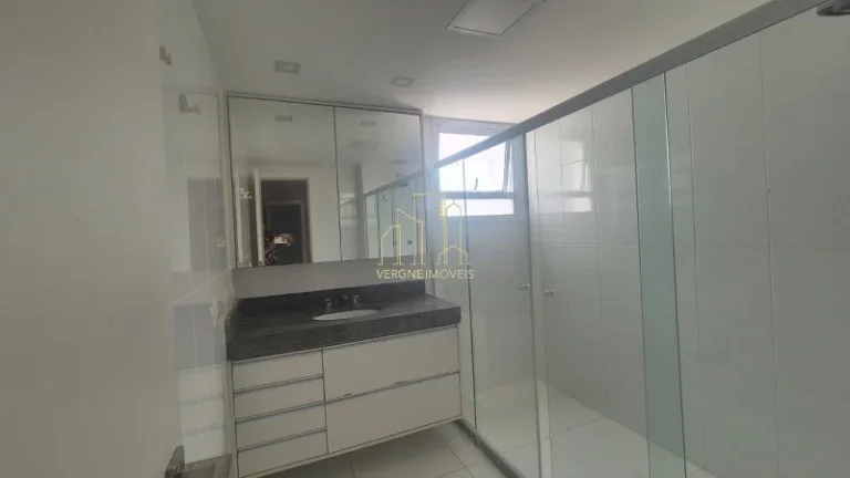 Imagem Apartamento de luxo à venda em Patamares, Salvador-BA: 4 quartos, 4 suítes, 3 salas, 5 banheiros, 3 vagas de garagem, 180m².