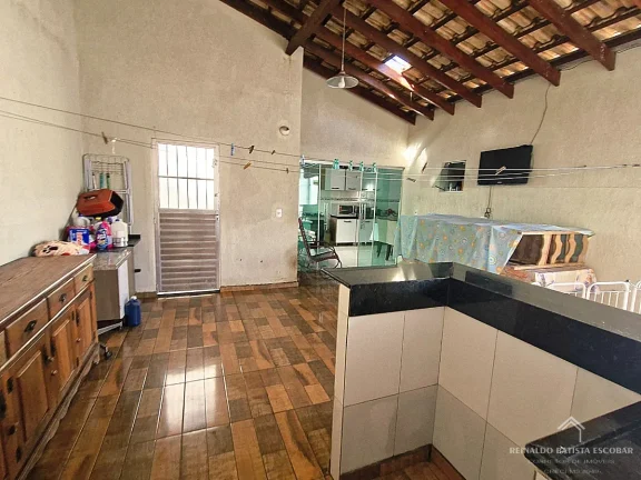 Imagem Casa térrea à venda com 3 quartos, energia fotovoltaica no Bairro Maria Ap. Pedrossian