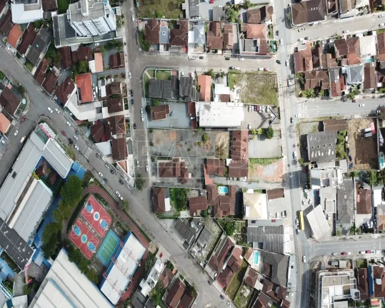 Imagem EXCELENTE TERRENO PARA CONSTRUÇÃO DE EDIFÍCIO PRÓXIMO AO COLÉGIO ELIAS MOREIRA , COMÉRCIOS, E ...