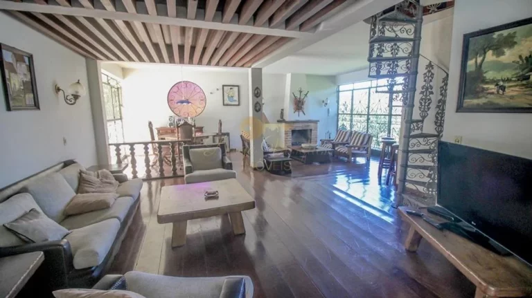 Imagem Casa para Venda em Teresópolis / RJ no bairro Quinta da Barra