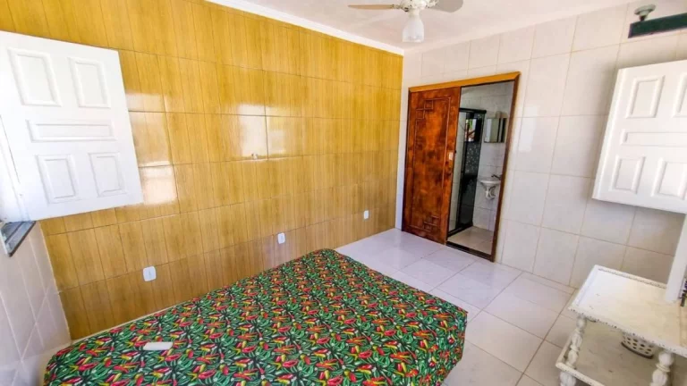 Imagem Casa de Rua no Robalo: 5 Suítes, Piscina e Salão de Festas à Venda