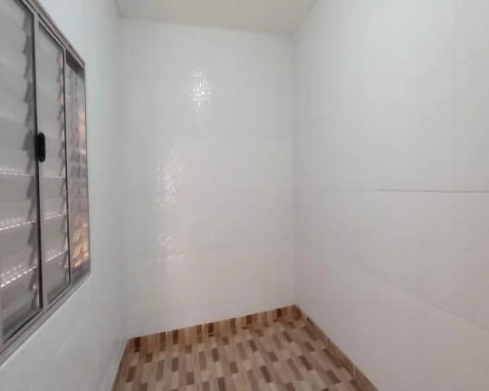 Imagem Sobrado com 2 Quartos à venda, 200m² - Vila Polopoli