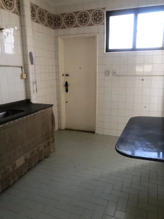 Imagem Apartamento para Venda em Salvador, Barra, 3 dormitórios, 1 suíte, 3 banheiros, 1 vaga