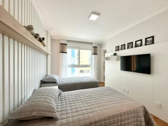 Imagem Apartamento 4 Dormitórios - Bairro Navegantes