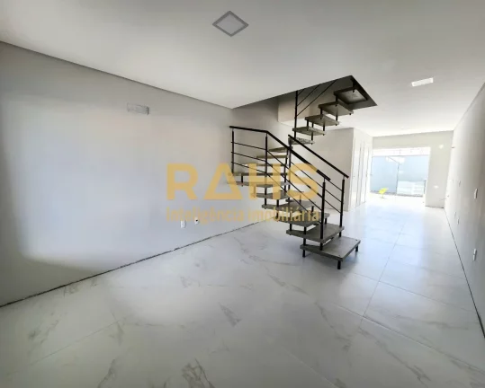 Imagem Sobrado Geminado Novo situado no bairro Bucarein, próximo ao Shopping Big! Em torno você vai encon...