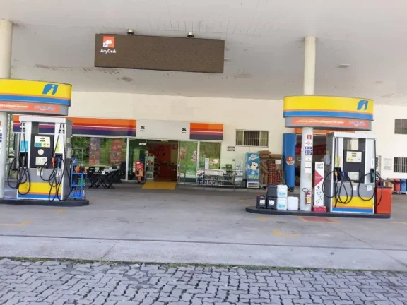 Imagem Posto de gasolina + Loja de conveniência