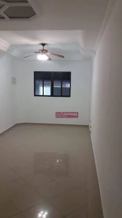 Imagem Sobrado com 4 dormitórios à venda, 195 m² por R$ 950.000 - Vila Milton - Guarulhos/SP
