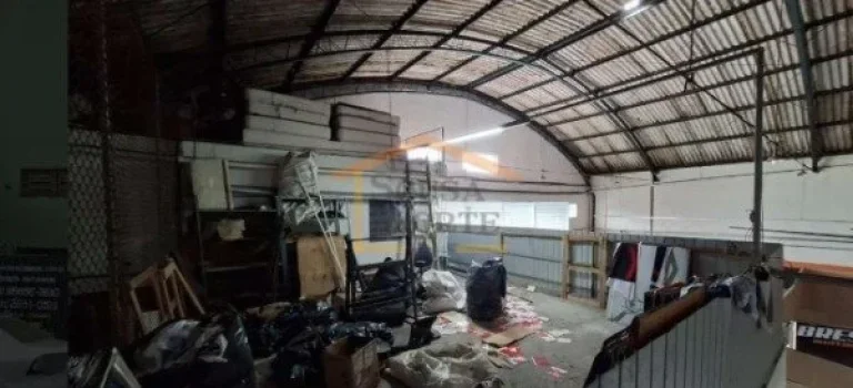 Imagem GalpÃ£o comercial com 600mÂ² de Ã¡rea construÃ­da, pÃ©-direito de 6,5 metros.

Excelente localizaÃ§Ã...