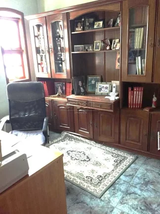 Imagem Sobrado com 341 MÂ². No andar superior temos 4 dormitÃ³rios sendo 2 suÃ­tes, banheiro social e espaÃ...