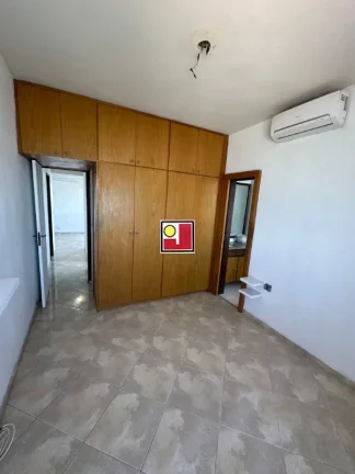 Imagem Vendo 2Q(1S), depend, 2 vagas, na Praia da Barra, alto, nascente, cozinha grande, área serviço, ônibus, clube, tênis, squash, skate, futebol,ginasio