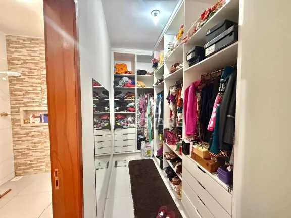 Imagem Casa com 3 dormitórios à venda, 300 m² por R$ 550.000,00 - Jardim Liberdade - Itumbiara/GO