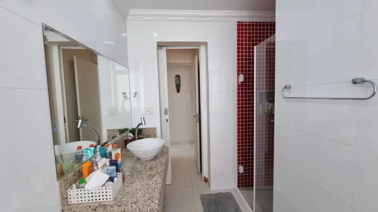 Imagem Apartamento com 3 dormitórios à venda, 188 m² - Pitangueiras - Guarujá/SP