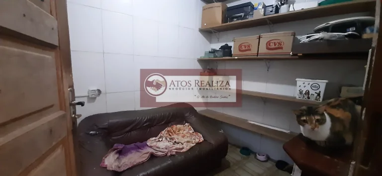 Imagem Sobrado de 140m² com 3 dormitórios e 2 banheiros à venda em Jardim Beatriz - São Paulo por R$450.000