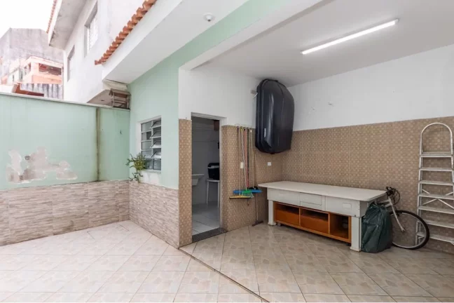 Imagem Aconchegante Sobrado em Perus: 135m², 3 quartos, 3 banheiros, 1 suíte, 2 vagas cobertas