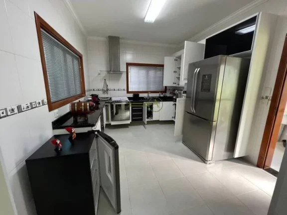 Imagem Sobrado a venda, porteira fechada Condomínio Três Marias - Peruíbe/SP