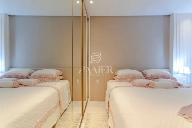 Imagem Apartamento com 3 quartos à Venda, Atiradores - Joinville