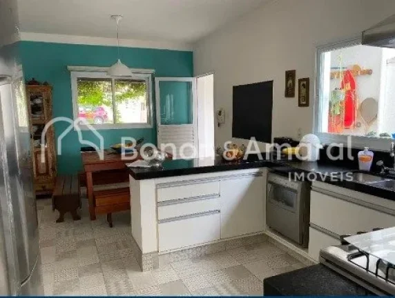 Imagem Casa de Condomínio com 3 Quartos e 5 banheiros, 290 m² San Conrado