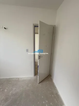 Imagem Apartamento para Venda em Feira de Santana, Olhos D`Água, 2 dormitórios, 1 banheiro, 1 vaga