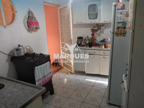 Imagem Casa c/3 dorms, 1 suite e 2 vagas