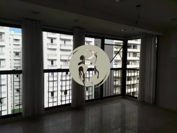 Imagem OPORTUNIDADE NA QUADRA DA PRAIA EM SANTOS. APARTAMENTO AMPLO COM SALA COM VISTA PRO MAR EM 3 AMBIENT...