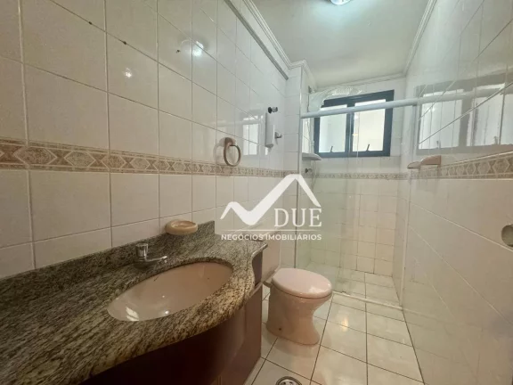 Imagem Apartamento à venda 2 quartos com suíte e dependência completa na Ponta da Praia em Santos