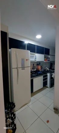 Imagem São 50m² bem distribuídos, com sala aconchegante, cozinha prática, 2 quartos confortáveis e 1 v...