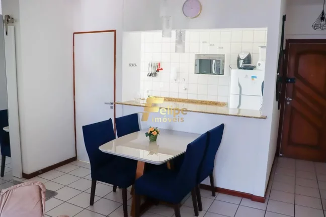 Imagem Excelente 02 quartos em rua queridinha na Praia do Canto com PORTEIRA FECHADA.