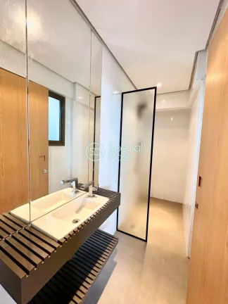 Imagem Cobertura duplex com 223m², reformada no Jardim Guedala, com incrível vista de tirar o fôlego e 0...