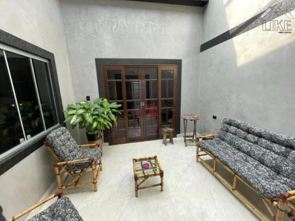Imagem [Vendo] [Casa 4 Dorms 2 Suítes] [Piscina] [Jd Florida] [Jacareí]
