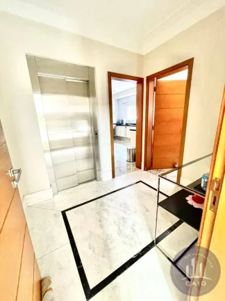 Imagem Mansão com 5 suítes à venda, 720 m² por R$ 8.494.000 - Alphaville