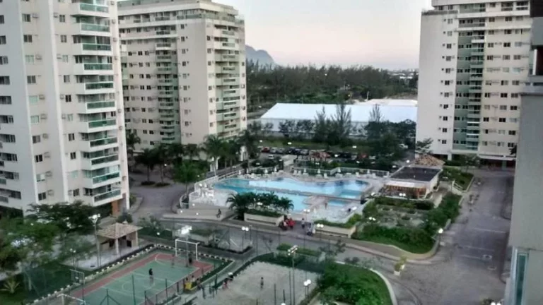 Imagem Apartamento com 2 Quartos à Venda, 68 m² em Camorim - Rio De Janeiro