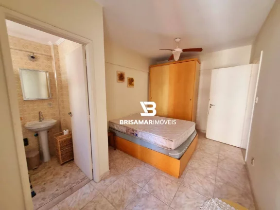 Imagem PITANGUEIRAS- LOCAL NOBRE , AMPLO APARTAMENTO , SACADA , GARAGEM NO PRÉDIO.