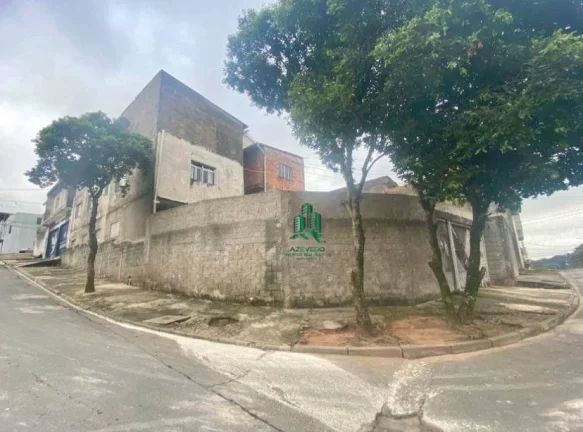 Imagem Sobrado com 6 dormitórios à venda, 257 m² por R$ 550.000,00 - Vila Carmela II - Guarulhos/SP