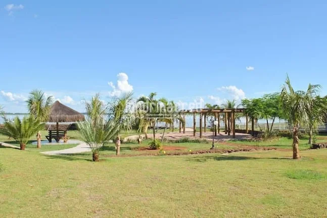 Imagem Terreno Molhado de 2.005m² no Condomínio Ilha do Sol – Próximo ao Futuro Hard Rock Ilha do Sol! Excelente Oportunidade de Investimento e Lazer!