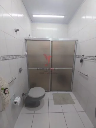 Imagem Casa em Aparecida, com 3 Quartos e garagem para 2 Quartos. Guaratinguetá