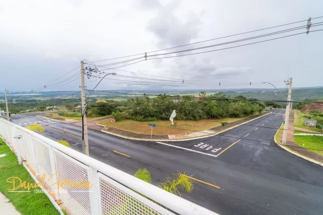 Imagem Daniel Ferreira vende: Lote totalmente regularizado e aceitando financiamento bancário.