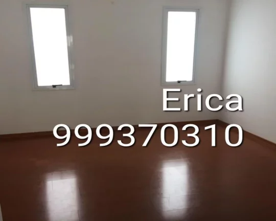 Imagem Lindo sobrado em condomínio fechado com 4 suítes FL11