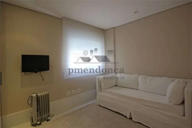Imagem Beleza e encanto desse apartamento com 170 m² invadem os espaços permeados por tonalidades neutras...