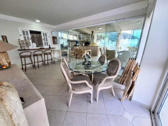 Imagem Cobertura de luxo com 6 quartos na Pitangueiras, Guarujá-SP: 1 suíte, 2 salas, 6 banheiros, 1 vaga de garagem!