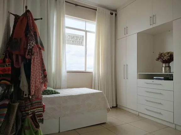 Imagem Apartamento à venda em Barbacena, Centro, com 4 quartos, 170m2