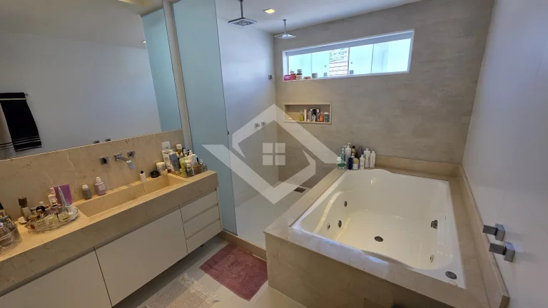 Imagem Casa espetacular na Barra da Tijuca - MOBILIADA!!!